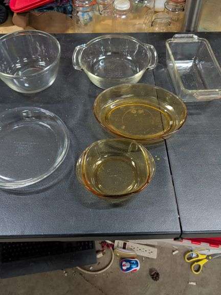 ANCHOR HOCKING AND OTHER BAKING DISHES image