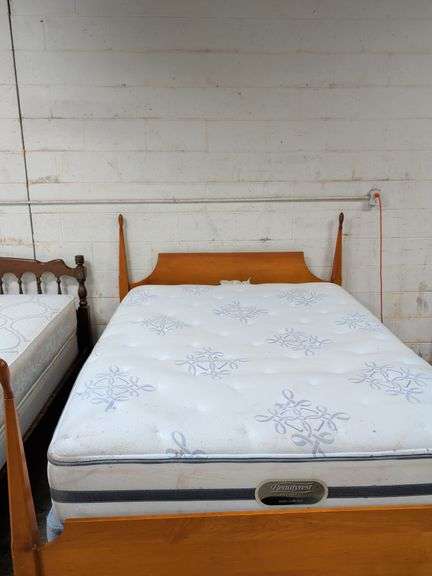 FULL/QUEEN SIZE BED WITH BEAUTY REST MATTRESS - HEADBOARD AND FOOTBOARD WITH RAILS BOX SPRING AND MATTRESS WILL BE GIVEN TO BUYER IF WANTED MISSING ONE TOP SPINDLE image