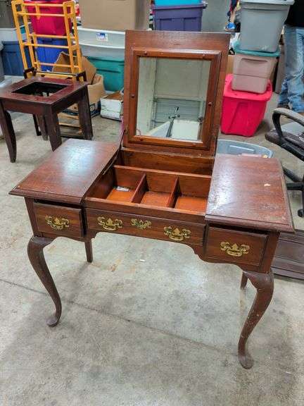 PENNSYLVANIA HOUSE VANITY DRESSER WITH MIRROR AND BENCH 38X18X30 image