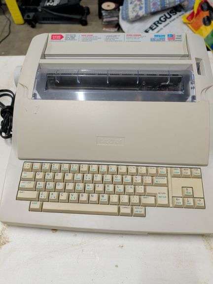 BROTHER ELECTRIC TYPEWRITER image