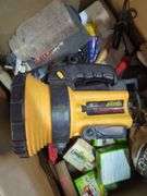 TOOLS-FLASHLIGHT-LIDS