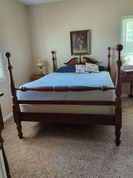 Queen Size Cherry Wood Four-Poster Bed image
