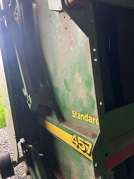 John Deere 457 Standard Round Baler
