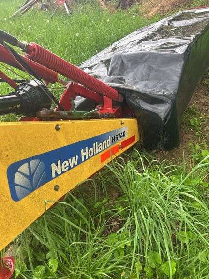 New Holland H6740 Mower