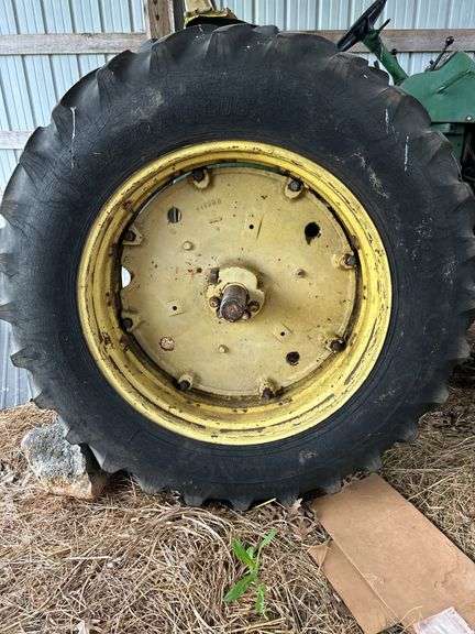John Deere Tractor