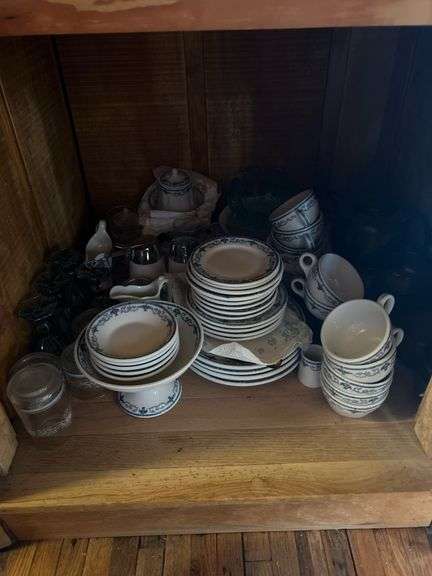 Scammell's Trenton China Set with Albert Pick Co. Chicago