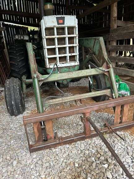 Oliver 1650 Tractor with Loader