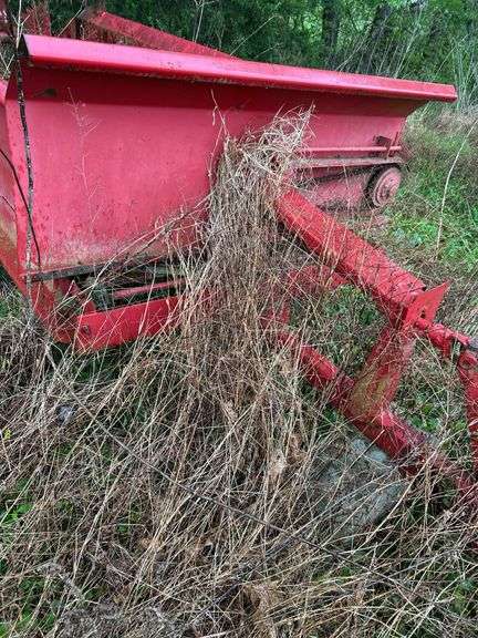 Red Farm Manure Spreader
