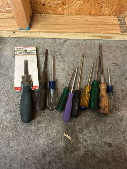 Mixed Lot of Screwdrivers - Craftsman, Fuller, 8-in-1 image