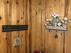 Rustic Home Decor Set - Wall Art, Key Holder, and Decorative Bag