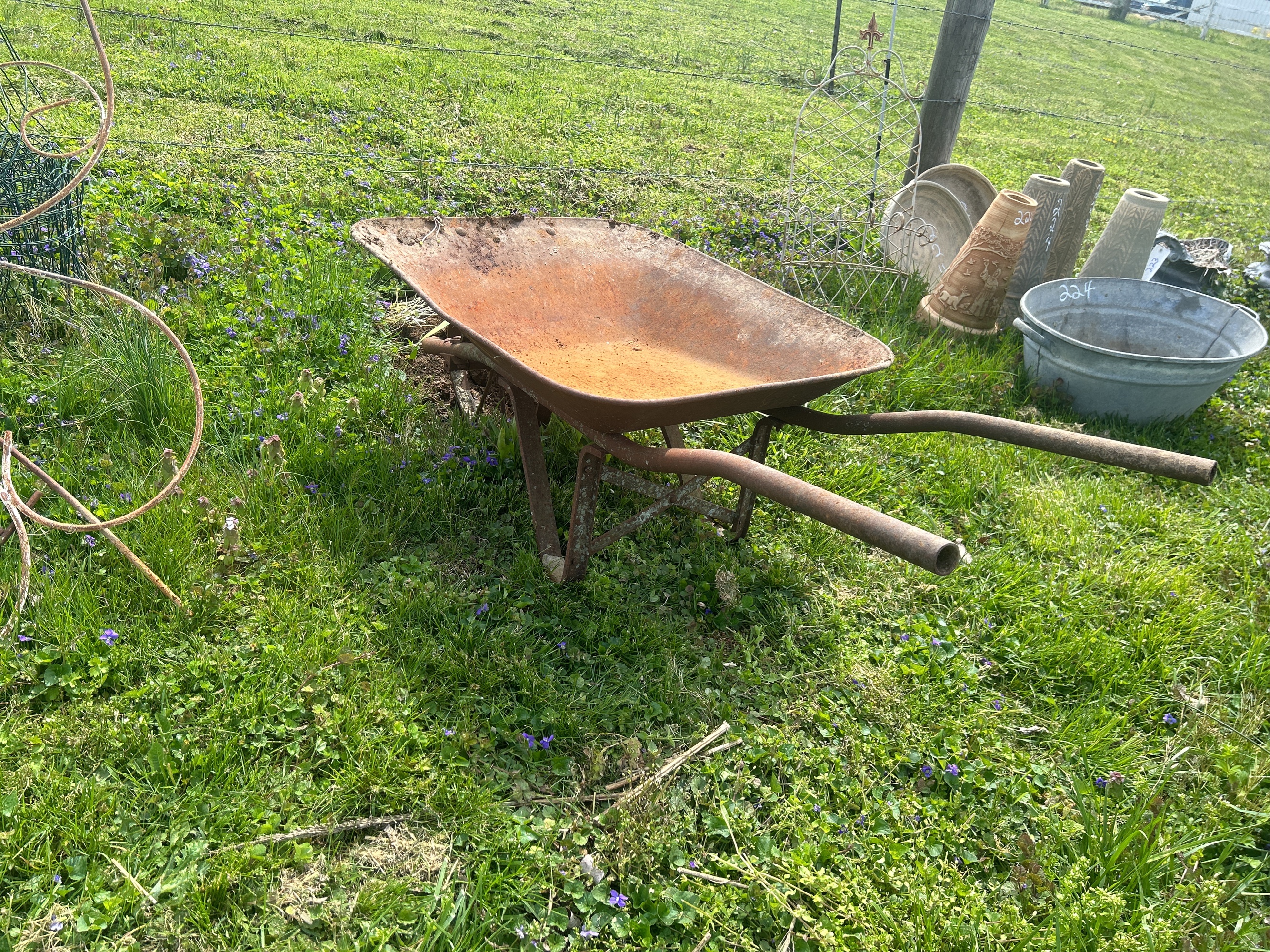 Lot image 1