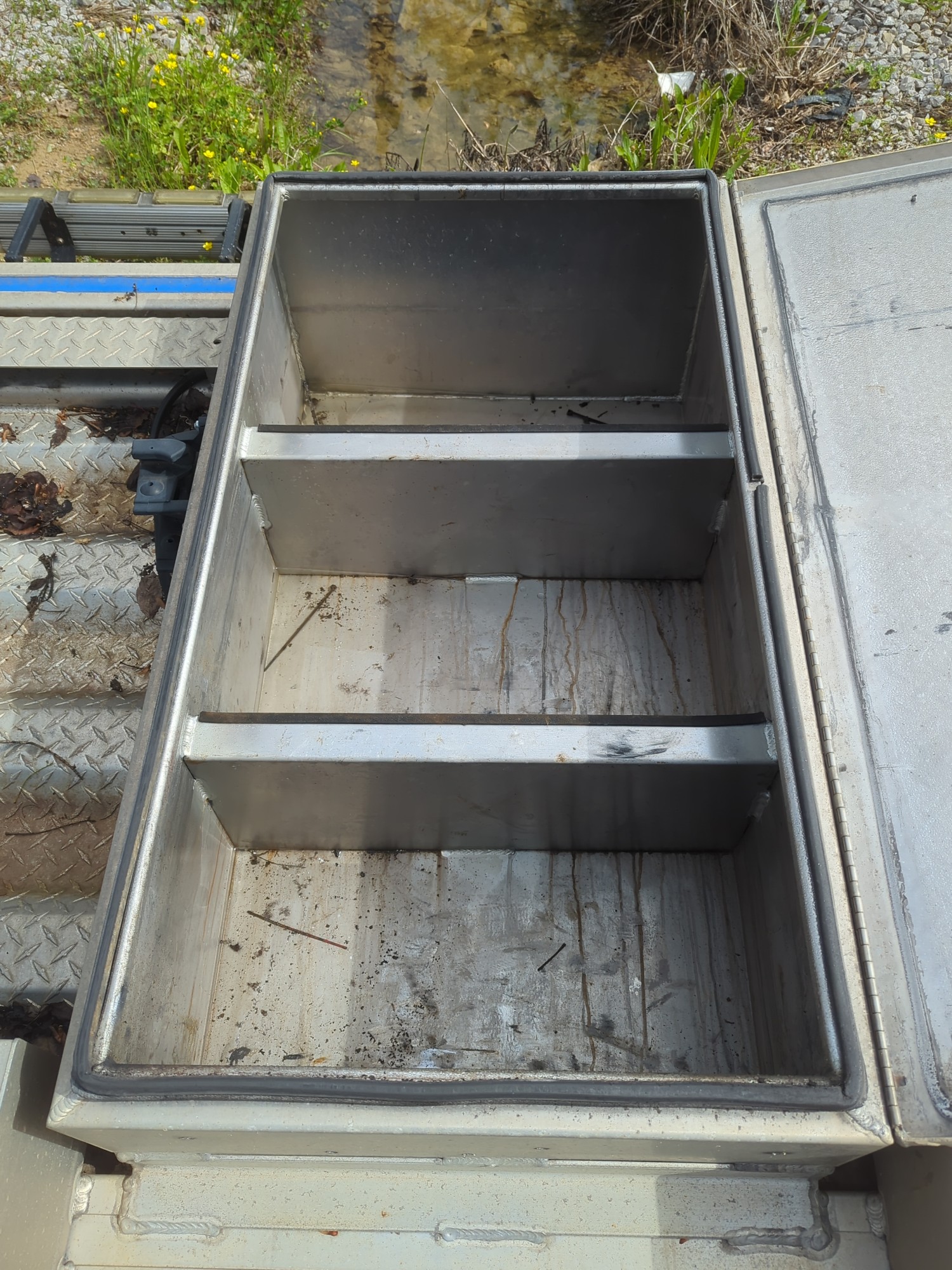 Lot image 10