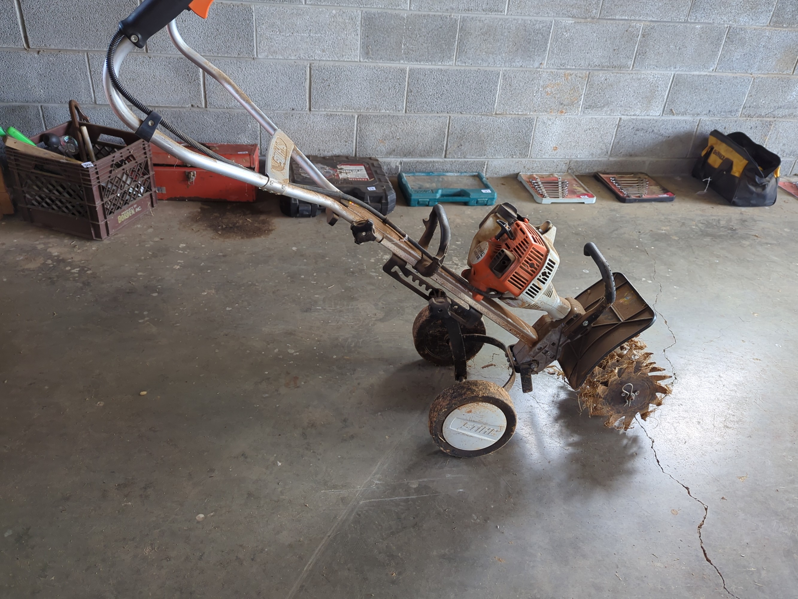 Lot image 1