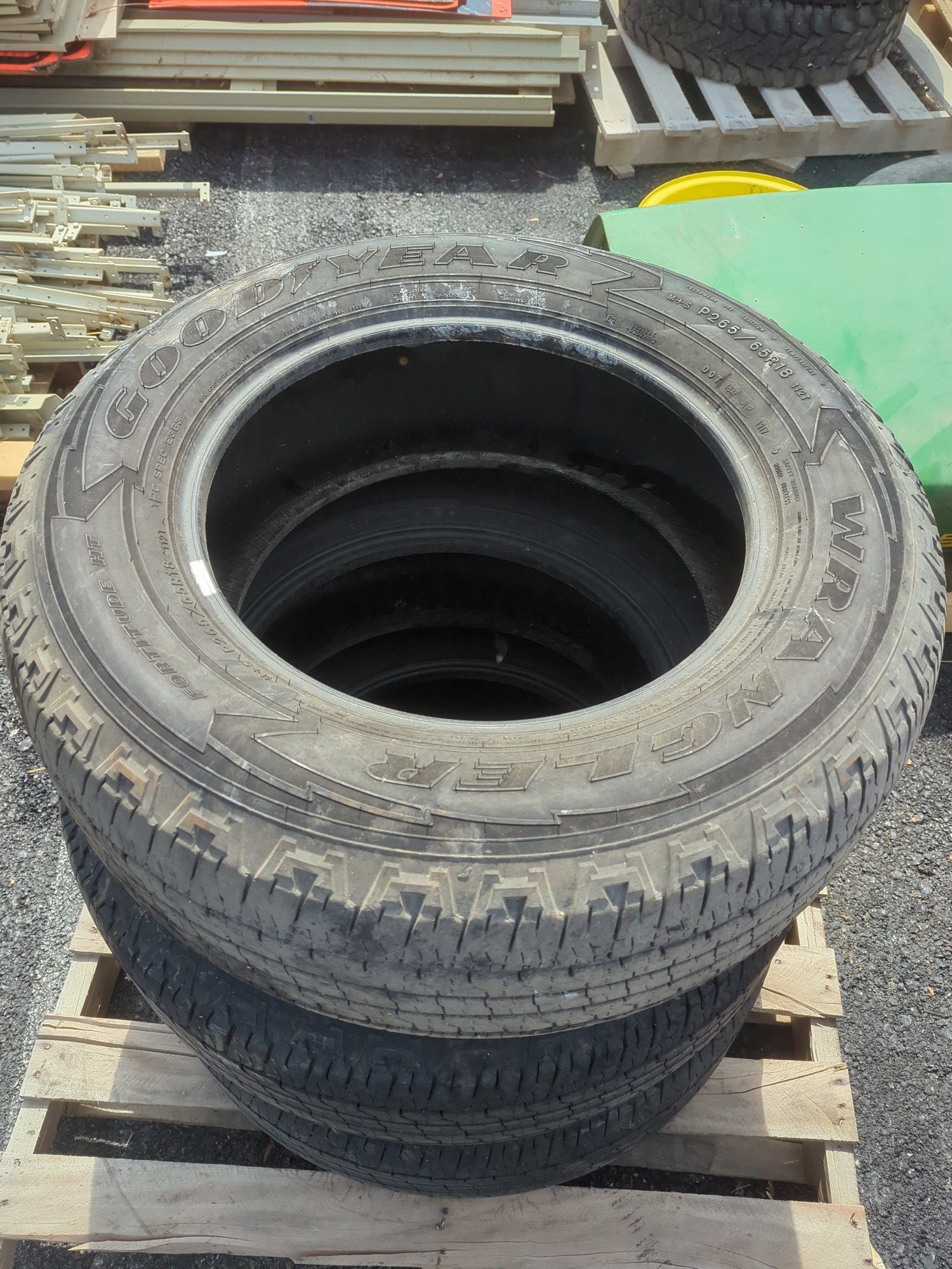 Lot image 2