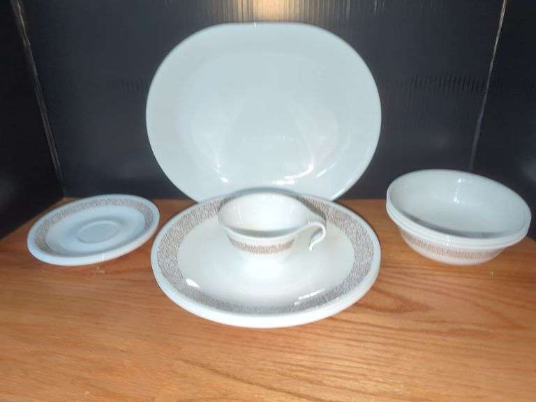 Corelle Woodland Dinnerware Set image