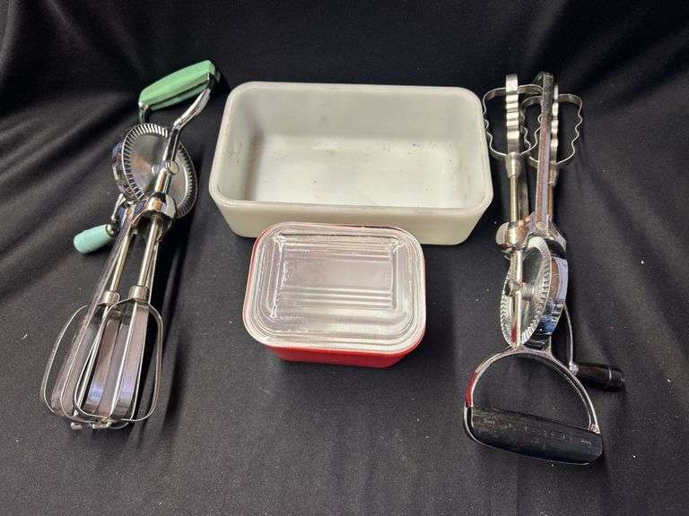 Pyrex Dish and Two Hand Crank Egg Beaters image
