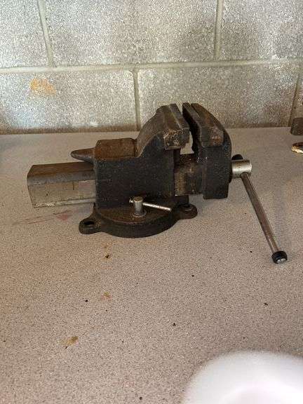 Bench Vise