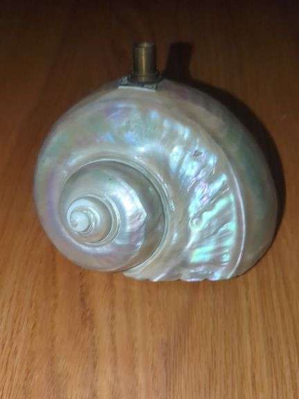 Shell Lamp Base image