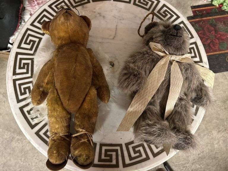 Two Decorative Bears: Alexander Von Bearly and companion image