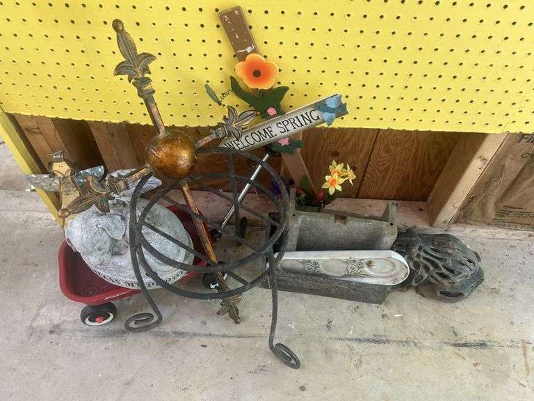 Assorted Garden and Home Decor Items image