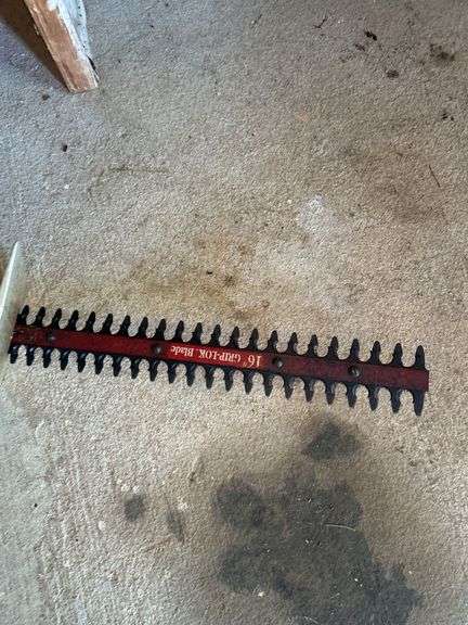 IDC 16" Hedge Trimmer - Model HT616