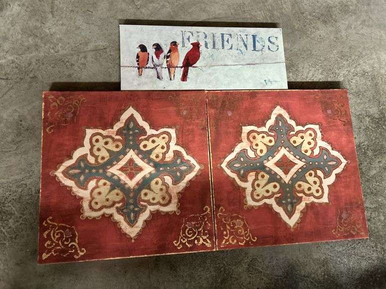 Wall Decor: Bird 'Friends' Sign & Medallion Art Panels image