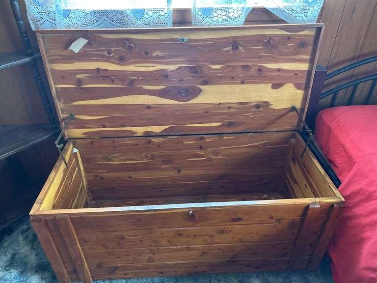 Wooden Cedar Chest Blanket Box