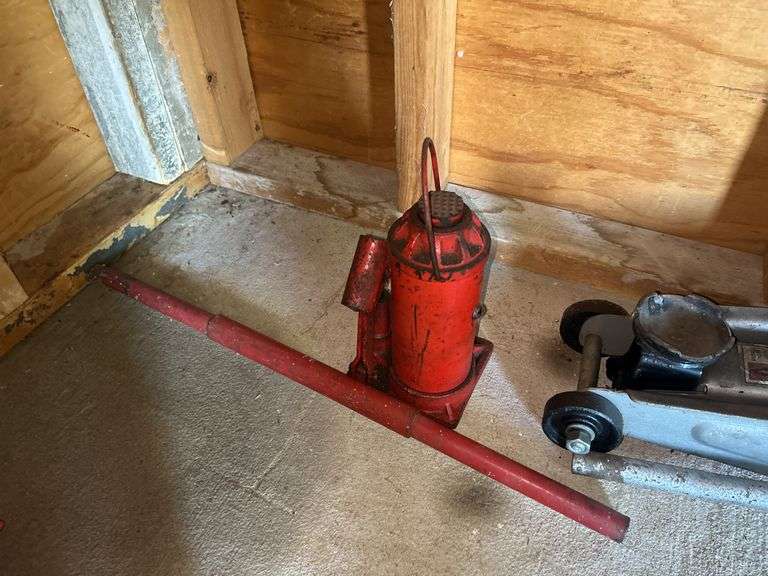 Hydraulic Floor Jack and Bottle Jack