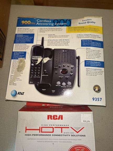 AT&T 900MHz Cordless Answering System & RCA Amplified HDTV Antenna