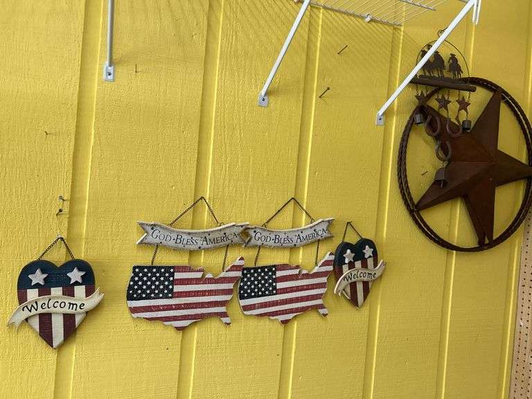 Patriotic Americana Wall Decor Group image