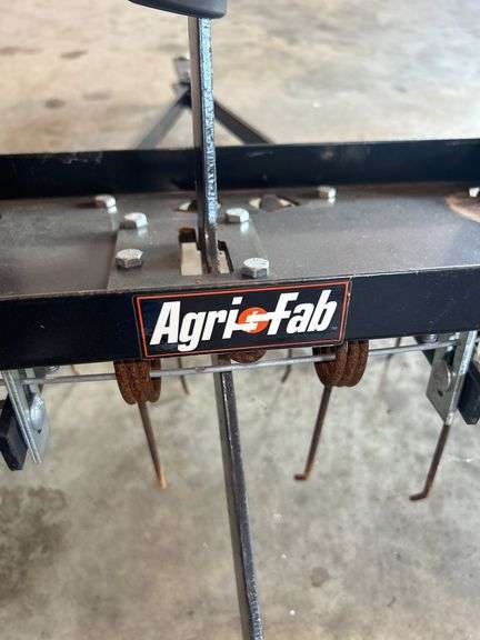 Agri-Fab Lawn Dethatcher