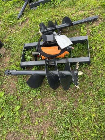 L7- SKID STEER AUGER DRIVE AND BIT image