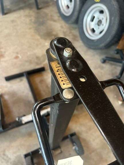 Adjustable Mower Jack with Wheels