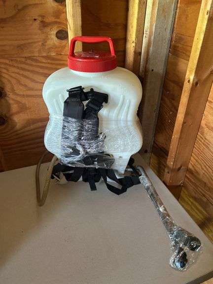 Pro Super Duty 4 Gallon Backpack Sprayer image