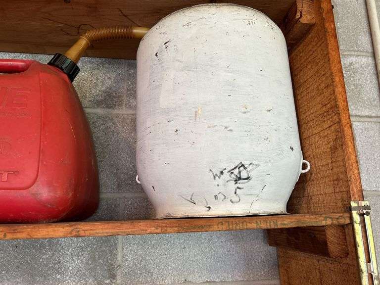Gas Cans and Storage Containers
