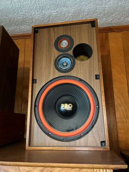 Pro Plus Speakers and Pioneer Stereo Receiver Model SX-1010