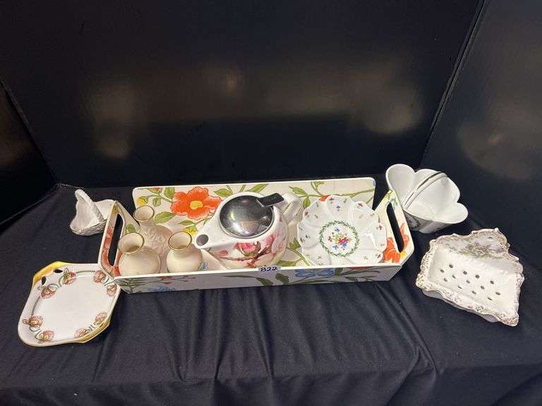 Decorative Porcelain Serving Set with Floral Design image