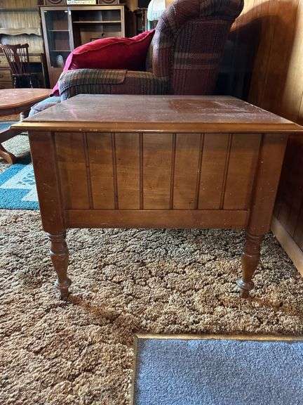 Wooden End Table with Drawers