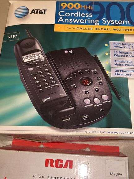 AT&T 900MHz Cordless Answering System & RCA Amplified HDTV Antenna