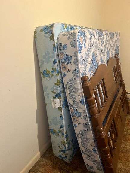 Wooden Headboard and Footboard