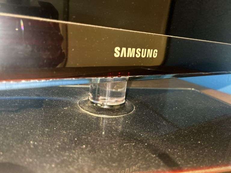 Samsung UN32C5000 32-Inch Television