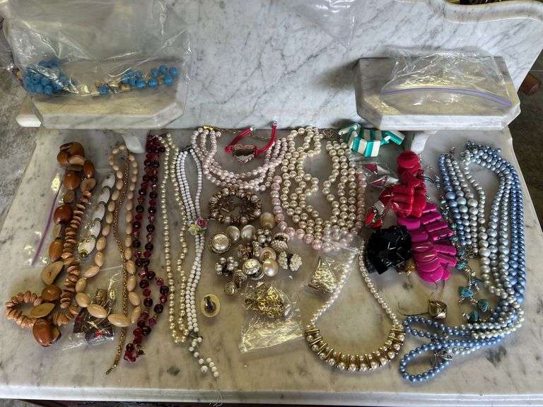 Jewelry Lot: Necklaces, Earrings, and Brooches image