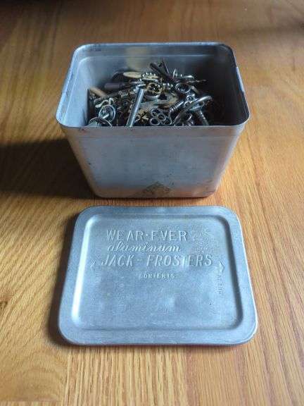 Wear-Ever Aluminum Jack Frosters Tin Full of Keys image