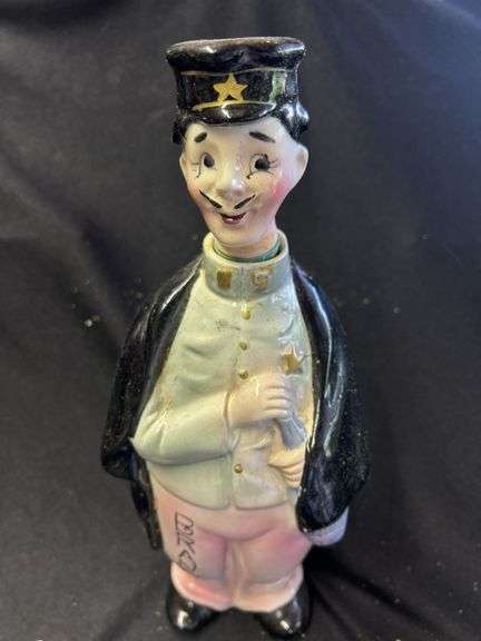 Brandy Decanter Figurine - Gentleman in Uniform image