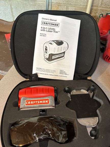 Craftsman 4-in-1 Laser Level with Laser Trac Model 948247 in Case