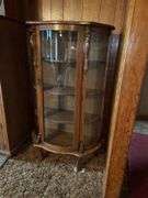 Curved Glass Display Cabinet with Keys