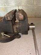 Bench Vise
