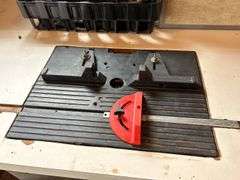 Craftsman Router Table with Router and Accessories