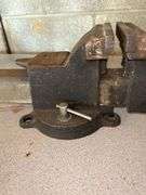 Bench Vise