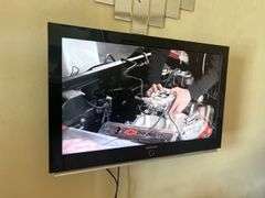 Samsung 40" Flat Screen TV Model LNS4095DX/XAA